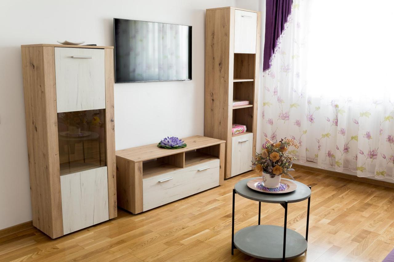 טולצ'אה Diana Sunshine Apartment מראה חיצוני תמונה